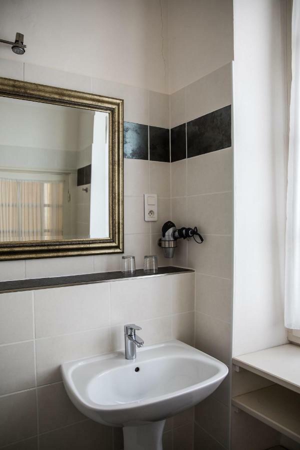 La Residence Chambre D'Hotes แซ็ง-ต็องโตแน็ง ภายนอก รูปภาพ