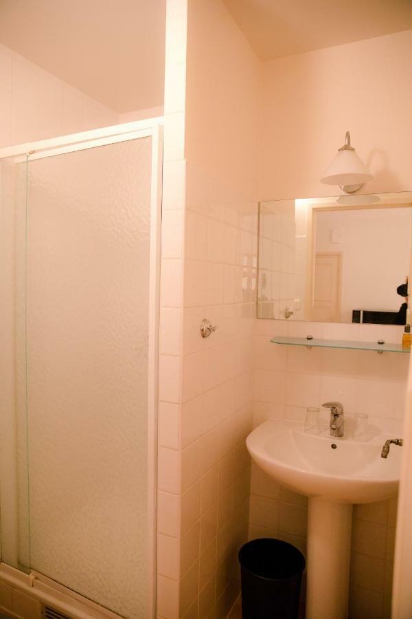 La Residence Chambre D'Hotes แซ็ง-ต็องโตแน็ง ภายนอก รูปภาพ